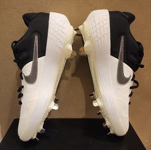 LIKE NEW: Nike ALPHA HUARACHE ELITE 2 Metal Baseball Cleat AJ6873